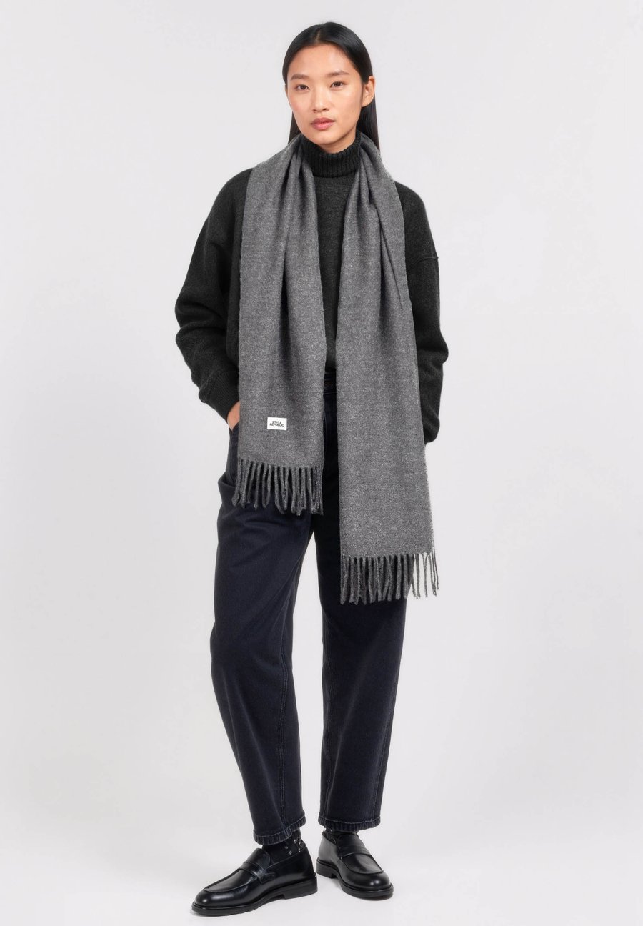 Шарф Style Republic KASCH-MIR SCARF WITH FRINGES, Dark Grey Melange/Mottled Dark Grey
Шарф Style Republic KASCH-MIR SCARF WITH FRINGES, Dark Grey Melange/Mottled Dark Grey