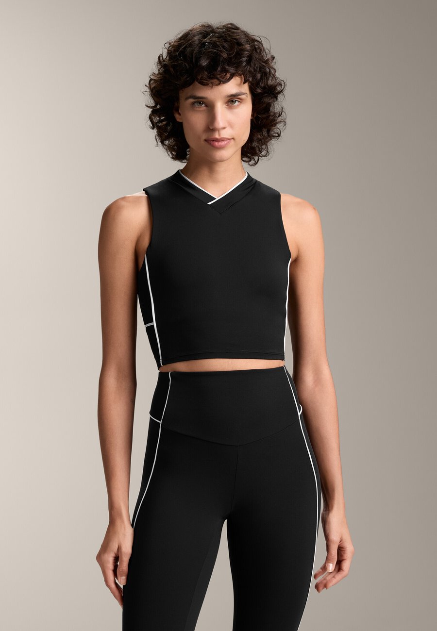 Топ OYSHO PIPING COMFORTLUX TANK, Black
Топ OYSHO PIPING COMFORTLUX TANK, Black