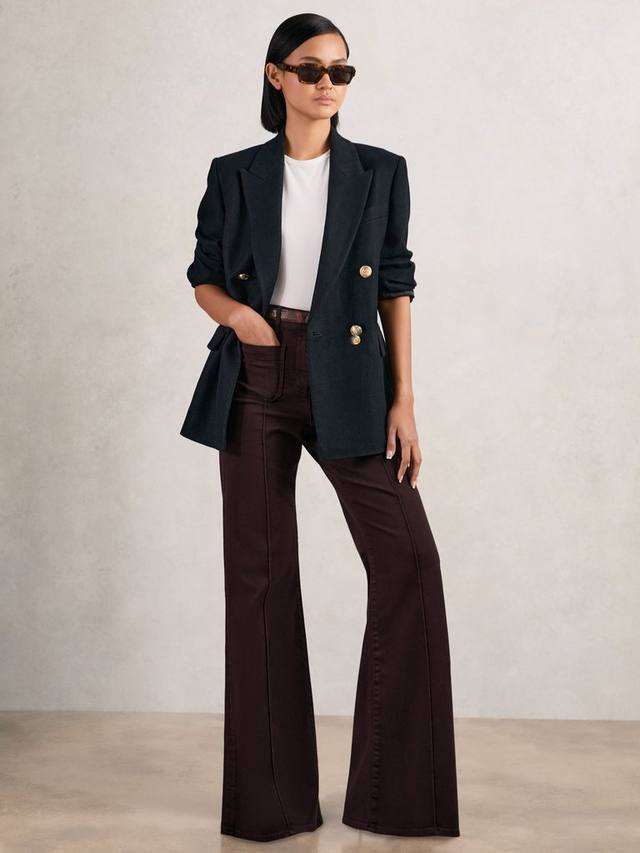 Брюки Petite Sakura с фасоном клёш и накладными карманами Reiss, Burgundy
Брюки Petite Sakura с фасоном клёш и накладными карманами Reiss, Burgundy