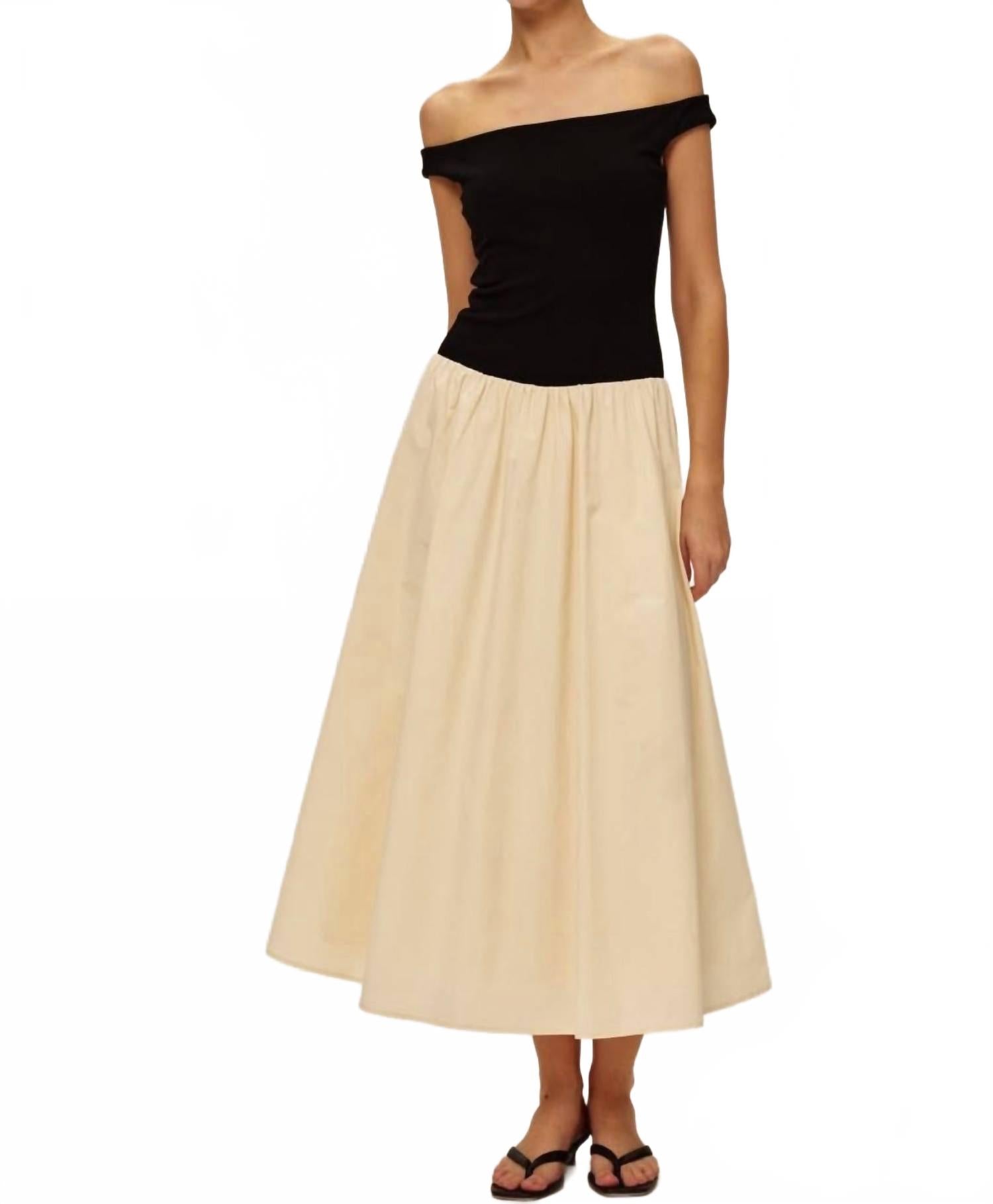 Среднее платье Simone в черно-бежевом цвете Elodie
Среднее платье Simone в черно-бежевом цвете Elodie