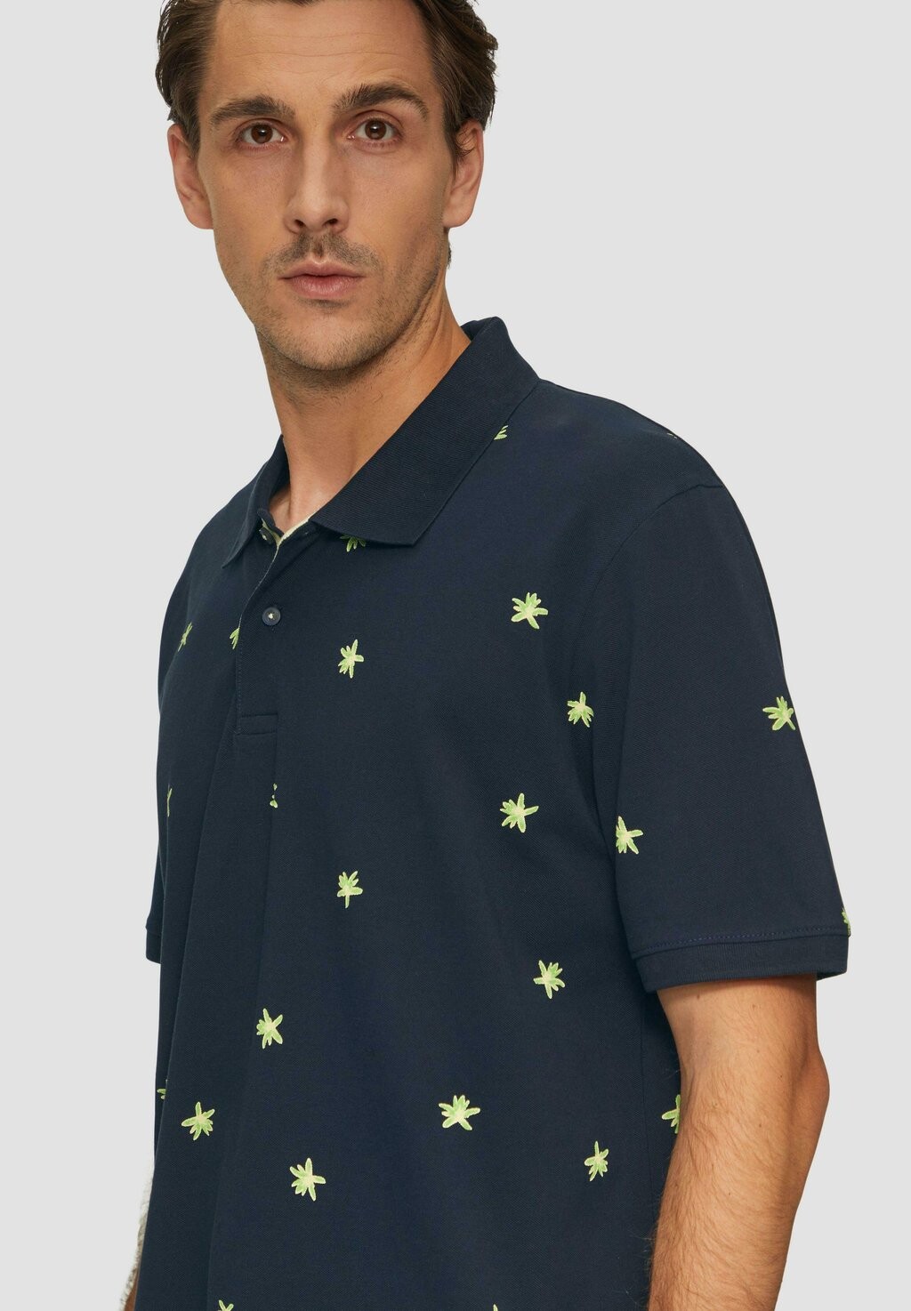 Рубашка поло MIT ALL-OVER UND KONTRAST DETAILS s.Oliver, темно-синий
Рубашка поло MIT ALL-OVER UND KONTRAST DETAILS s.Oliver, темно-синий