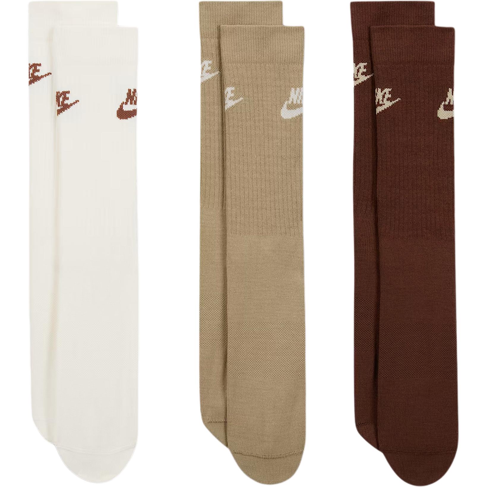 Низкие носки унисекс набор из 3 пар Nike, 3 Pack (белый+хаки+коричневый)
Низкие носки унисекс набор из 3 пар Nike, 3 Pack (белый+хаки+коричневый)