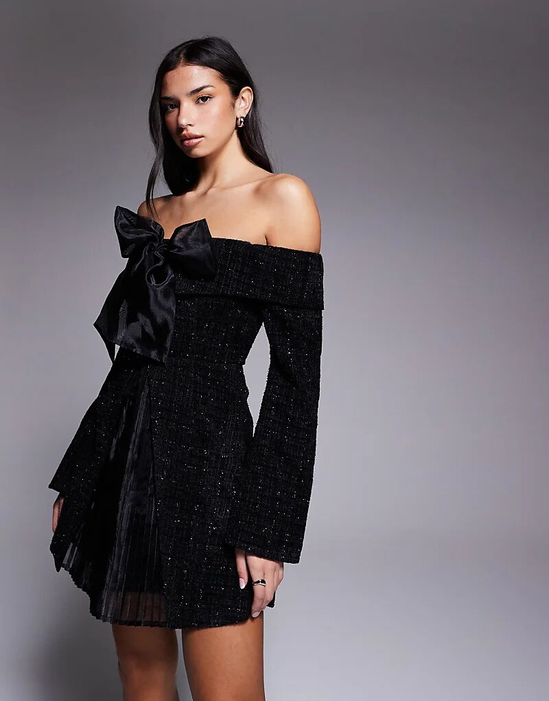 Мини-платье ASOS LUXE из букле с плиссированной юбкой и бантом черного цвета
Мини-платье ASOS LUXE из букле с плиссированной юбкой и бантом черного цвета