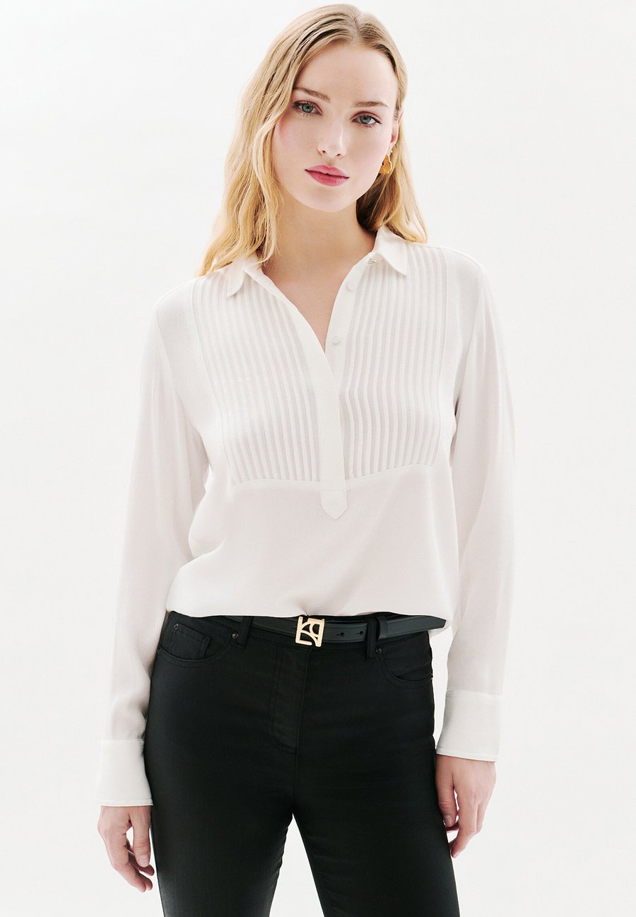 Блуза Caroll ELEGANT MODERN, Ecru/White
Блуза Caroll ELEGANT MODERN, Ecru/White