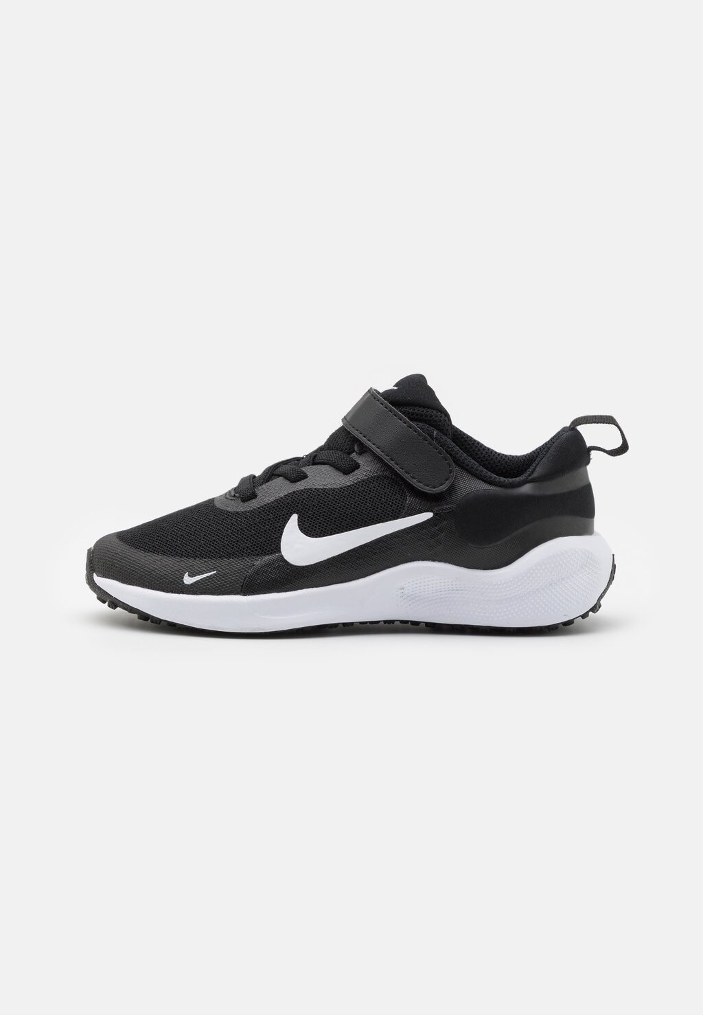 Кроссовки для соревнований REVOLUTION 7 UNISEX Nike, цвет black/white 
Кроссовки для соревнований REVOLUTION 7 UNISEX Nike, цвет black/white