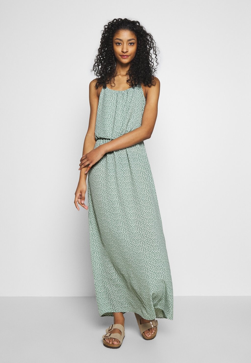 Длинное платье китайского зеленого цвета ONLY, Зеленый, Длинное платье китайского зеленого цвета ONLY
Длинное платье китайского зеленого цвета ONLY, Зеленый, Длинное платье китайского зеленого цвета ONLY