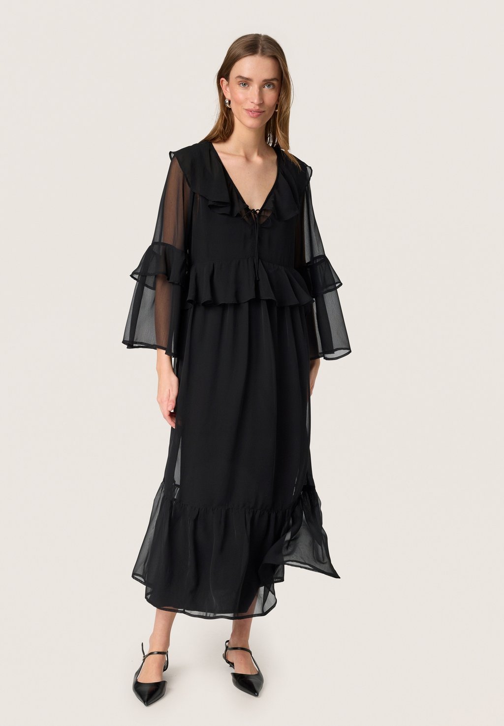 Повседневное платье JATESSAN FRILL LS Soaked in Luxury, черный 
Повседневное платье JATESSAN FRILL LS Soaked in Luxury, черный