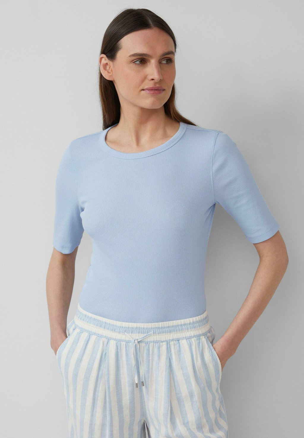 Базовая футболка IM SLIM FIT s.Oliver, светло-голубой
Базовая футболка IM SLIM FIT s.Oliver, светло-голубой