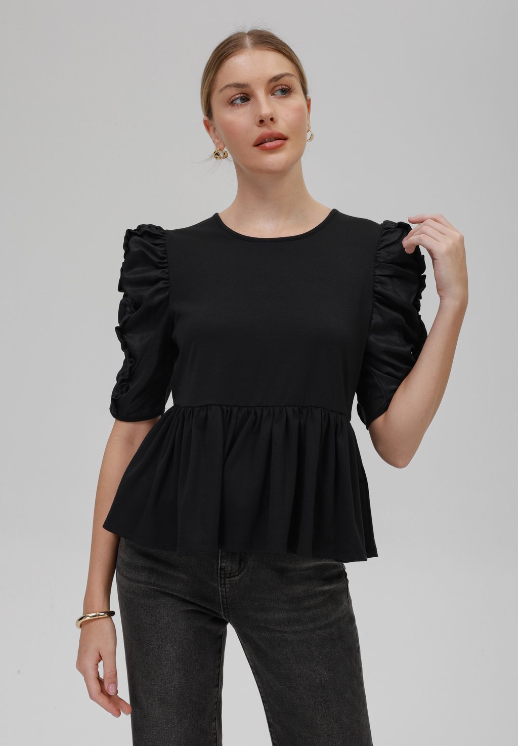 Базовая футболка Anna Field, черный
Базовая футболка Anna Field, черный