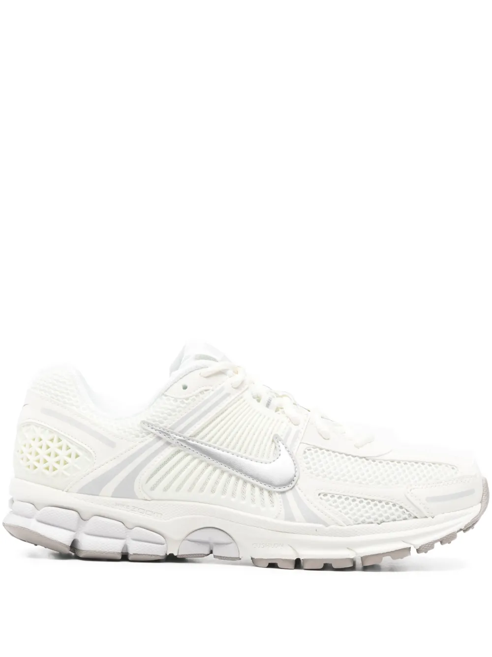Кроссовки Zoom Vomero 5 Nike, белый
Кроссовки Zoom Vomero 5 Nike, белый