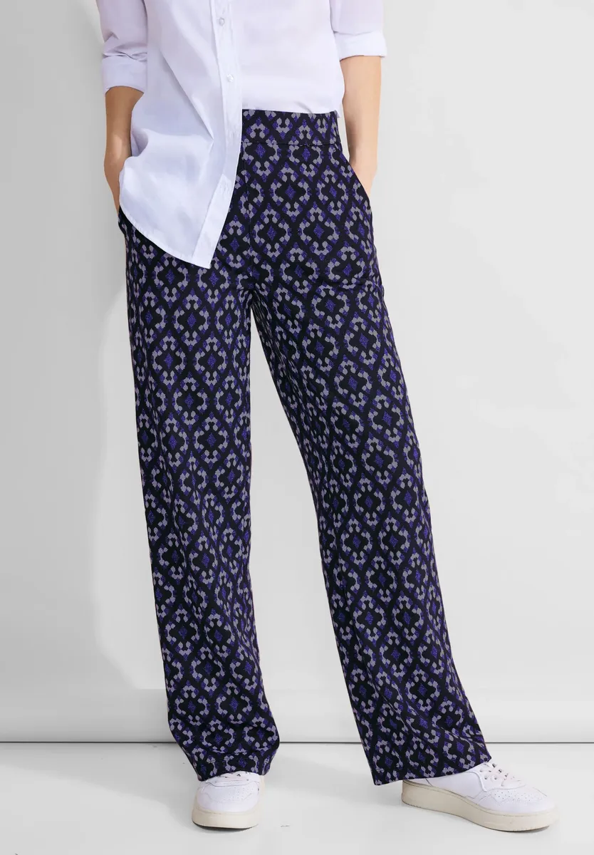 STREET ONE Брюки Marlene, завышенная талия, синий
STREET ONE Брюки Marlene, завышенная талия, синий