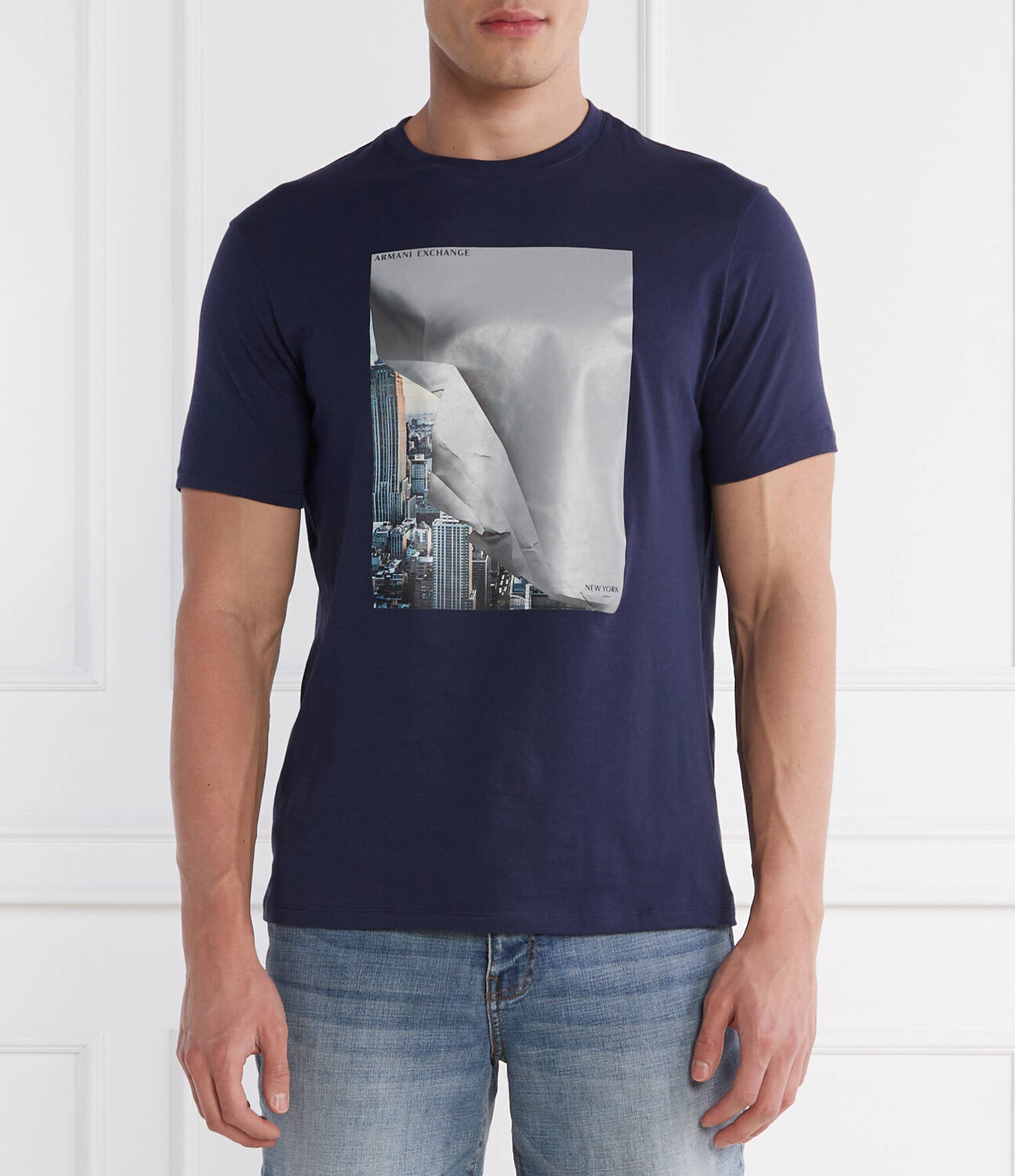 Футболка Armani Exchange Regular Fit, темно-синий
Футболка Armani Exchange Regular Fit, темно-синий