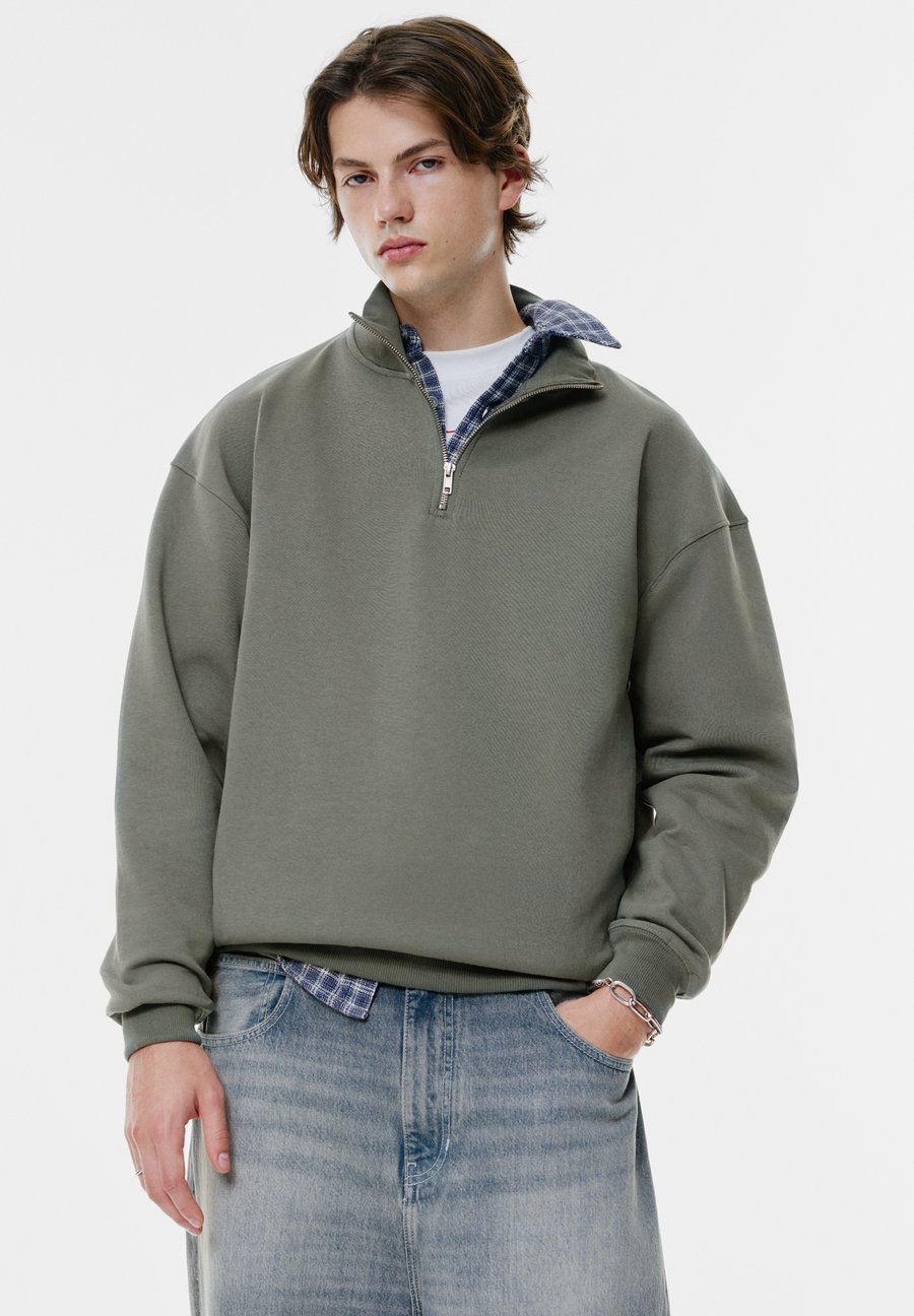 Толстовка PULL&BEAR Sweatshirt, Dark Green
Толстовка PULL&BEAR Sweatshirt, Dark Green