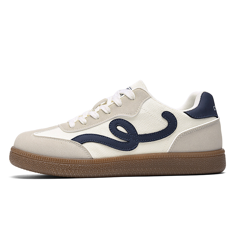 China Aerospace Низкие скейтерские кроссовки мужские морской синий, цвет Marine Blue
China Aerospace Низкие скейтерские кроссовки мужские морской синий, цвет Marine Blue