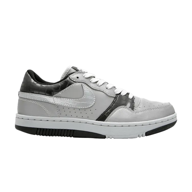 Кроссовки Nike Court Force Premium '3M Reflector', серебряный
Кроссовки Nike Court Force Premium '3M Reflector', серебряный