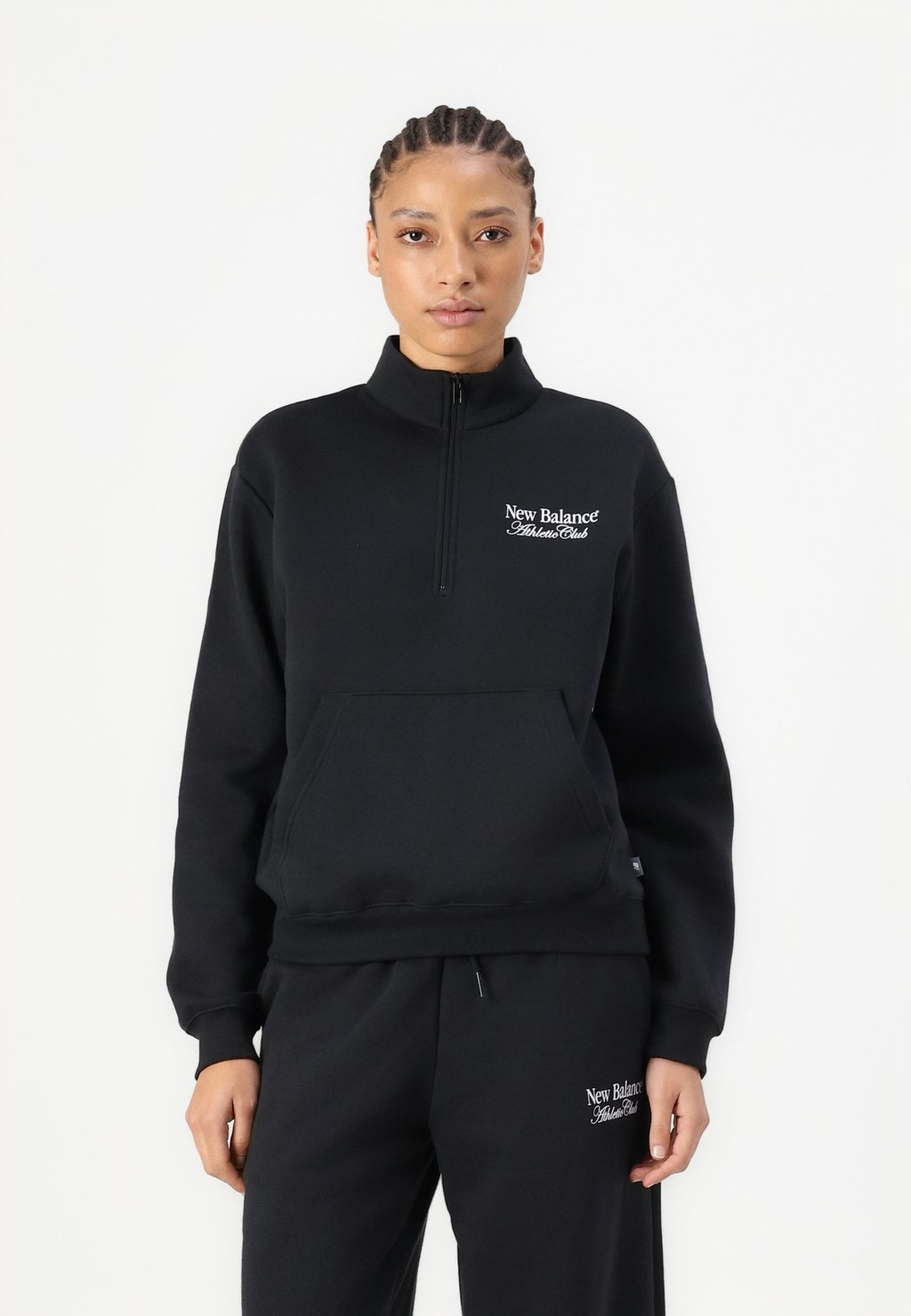 Толстовка LINEAR GRAPHIC HALF ZIP New Balance, черный
Толстовка LINEAR GRAPHIC HALF ZIP New Balance, черный