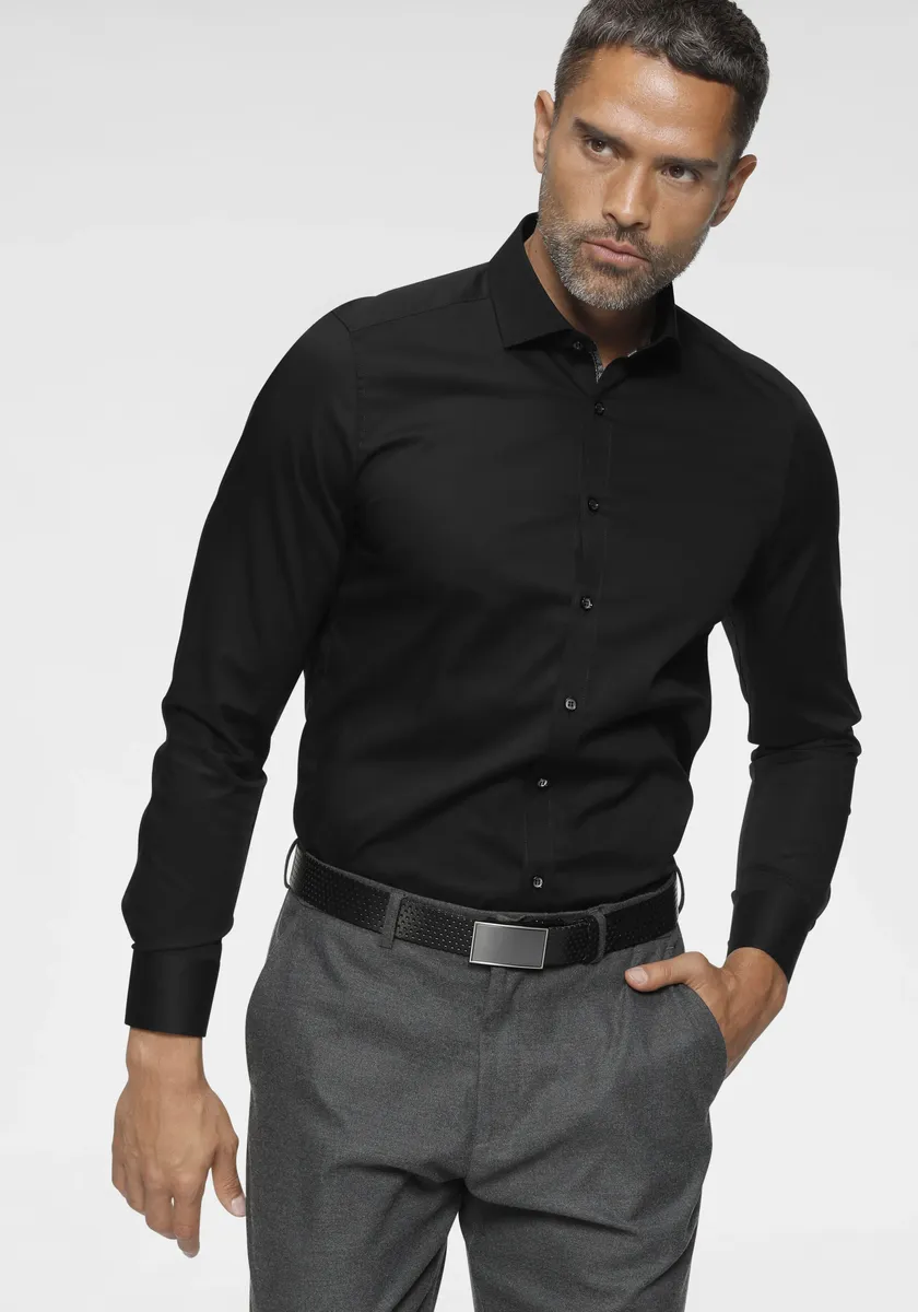 Деловая рубашка OLYMP "Level Five Body Fit", планка с итальянскими пуговицами, черный
Деловая рубашка OLYMP "Level Five Body Fit", планка с итальянскими пуговицами, черный