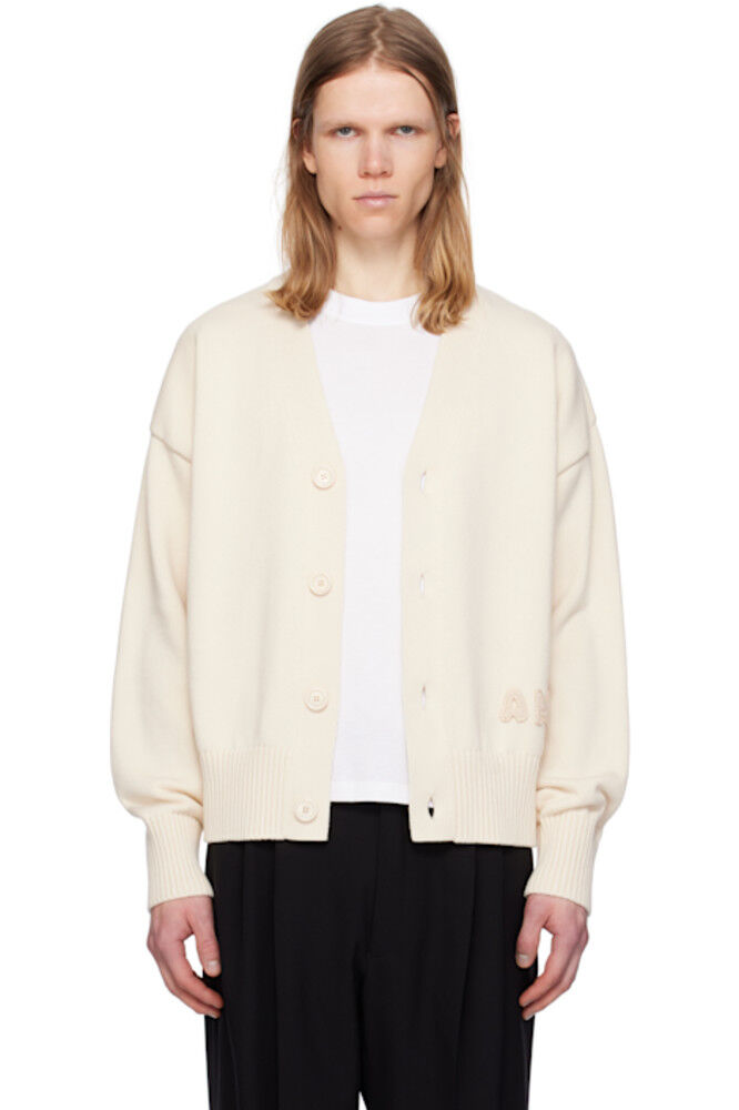 Кардиган «Ami» из хлопчатобумажной шерсти с вышивкой от белого цвета AMI Paris
Кардиган «Ami» из хлопчатобумажной шерсти с вышивкой от белого цвета AMI Paris