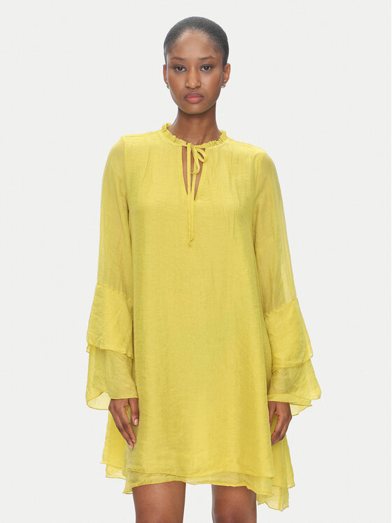 Летнее платье стандартный крой TD0753 Vicolo, желтый
Летнее платье стандартный крой TD0753 Vicolo, желтый