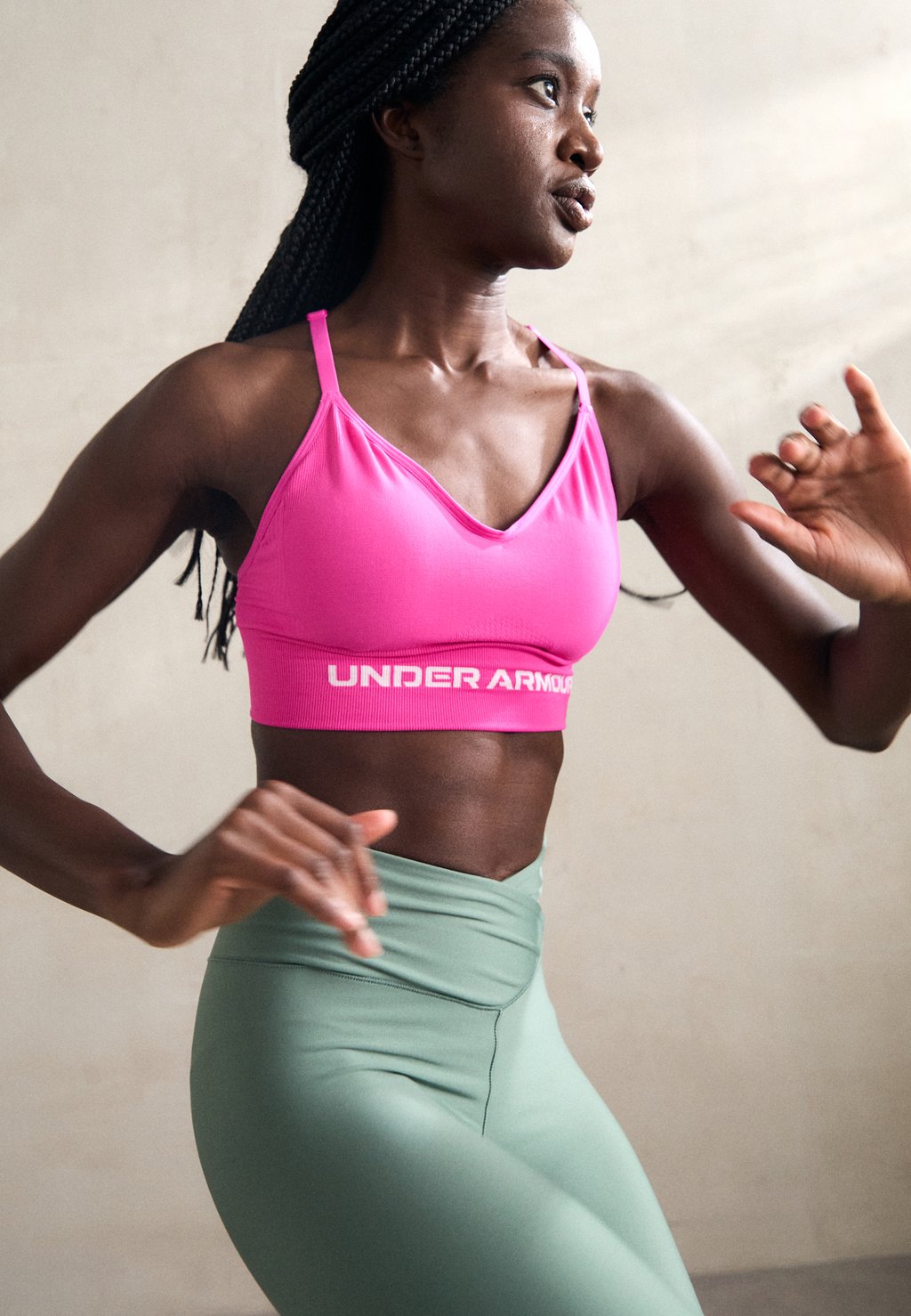 Легкая поддержка спортивного бюстгальтера VANISH SEAMLESS LOW BRA Under Armour, розовый
Легкая поддержка спортивного бюстгальтера VANISH SEAMLESS LOW BRA Under Armour, розовый