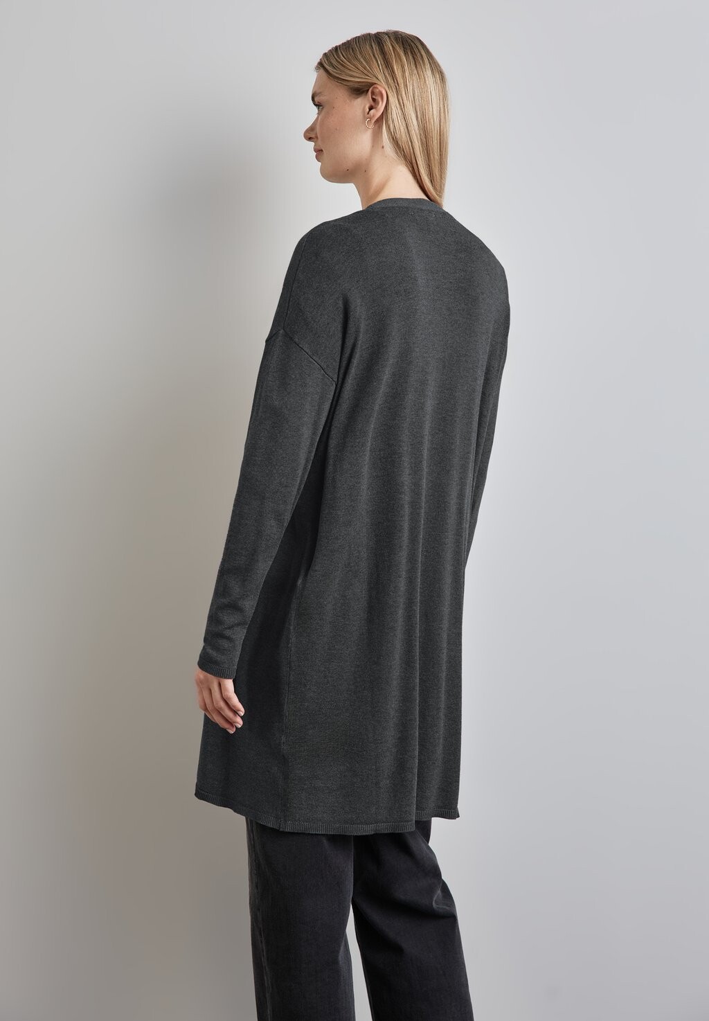 Кардиган LANGER Street One, цвет Mottled Grey
Кардиган LANGER Street One, цвет Mottled Grey