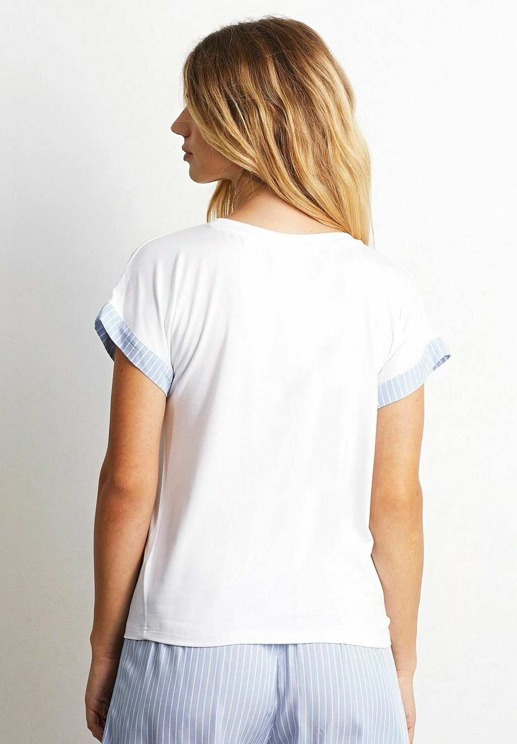 Верх пижамы Yamamay, белый
Верх пижамы Yamamay, белый