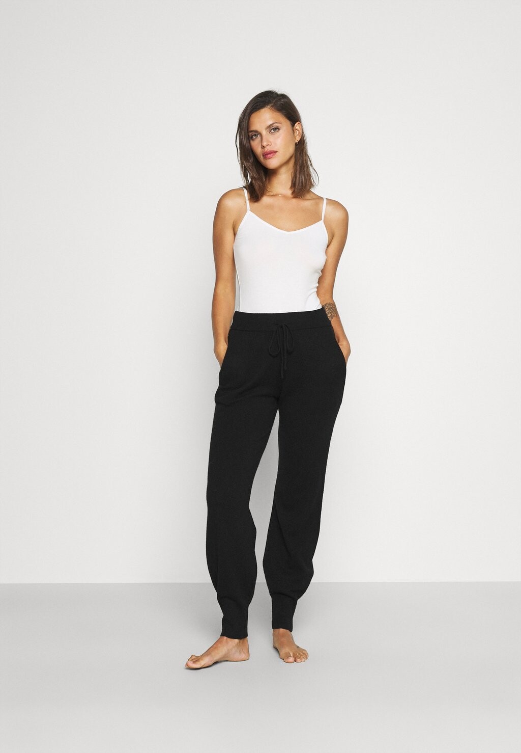 Майка/рубашка 2 PACK LASCANA, цвет black/creme
Майка/рубашка 2 PACK LASCANA, цвет black/creme