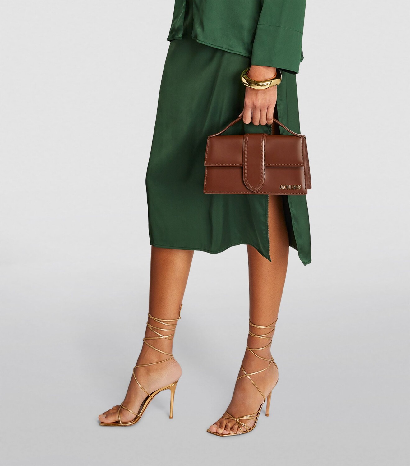 Кожаная сумка Le Grand Bambino Jacquemus, коричневый
Кожаная сумка Le Grand Bambino Jacquemus, коричневый