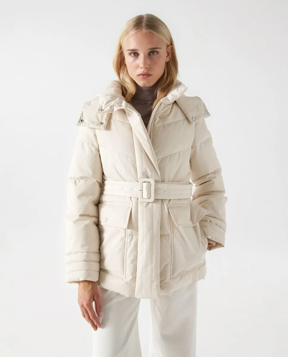 Женский пуховик с капюшоном и поясом Salsa Jeans, светло-бежевый
Женский пуховик с капюшоном и поясом Salsa Jeans, светло-бежевый