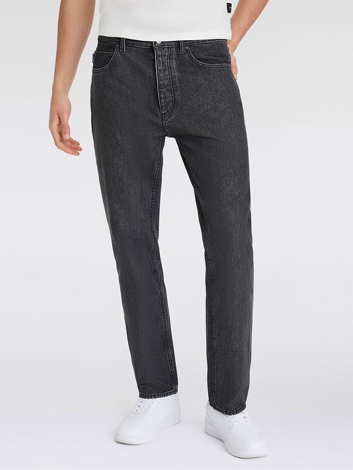 Джинсы "Jonah" - стандартный крой - темно-серый цвет HUGO
Джинсы "Jonah" - стандартный крой - темно-серый цвет HUGO