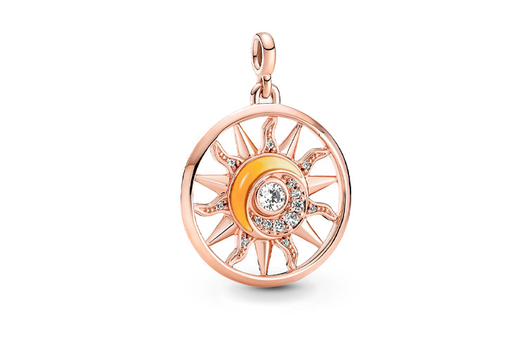 Pandora 925 Sterling Silver Ornament Unisex
Pandora 925 Sterling Silver Ornament Unisex