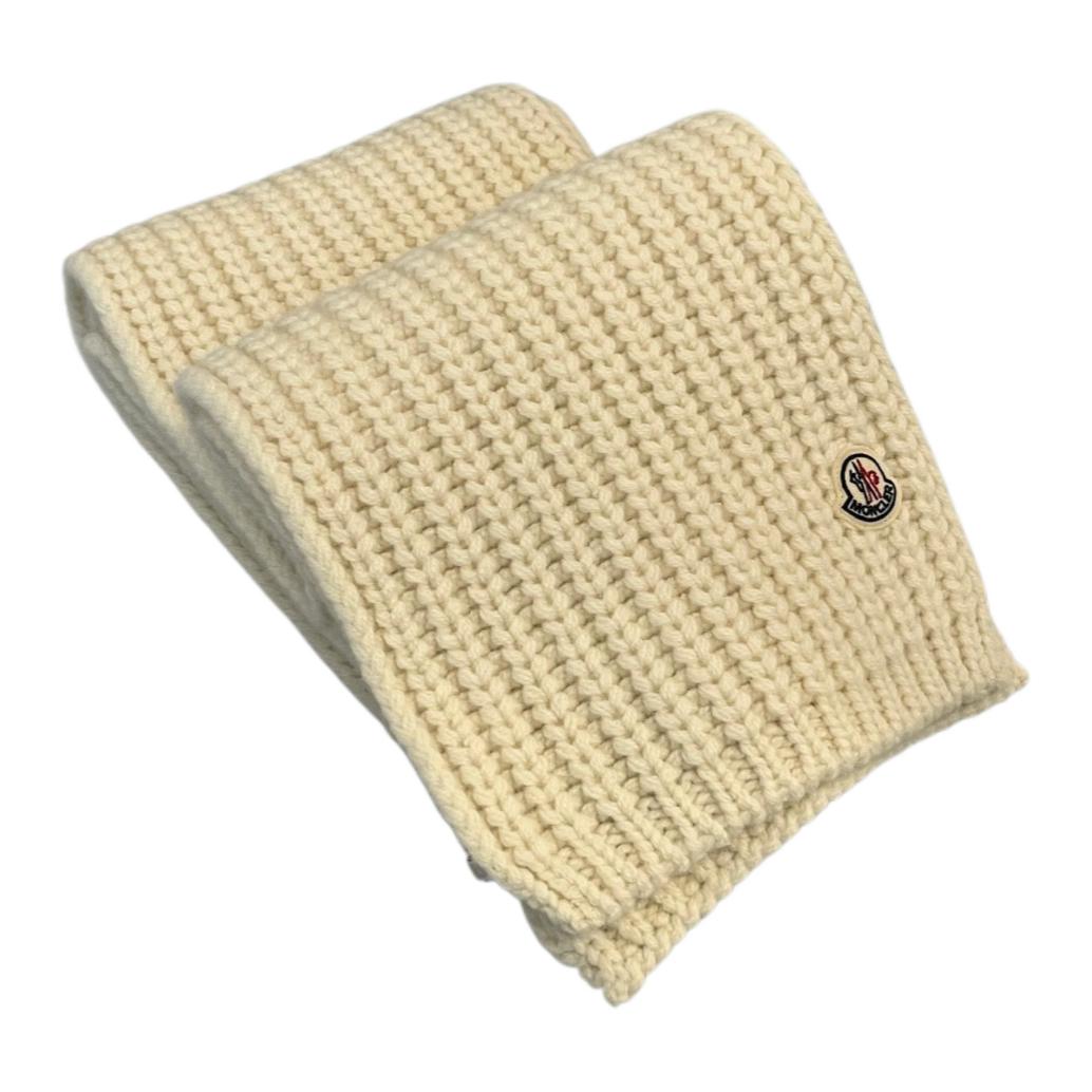 Вязаный шарф с логотипом Moncler
Вязаный шарф с логотипом Moncler