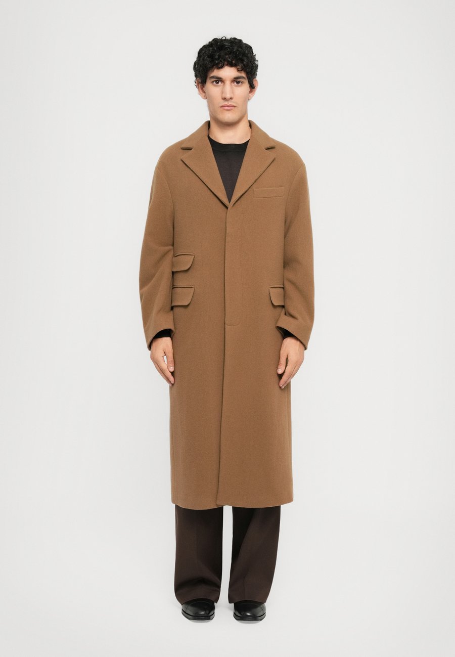 Пальто STUDIO ID COAT, Hazelnut/Taupe
Пальто STUDIO ID COAT, Hazelnut/Taupe