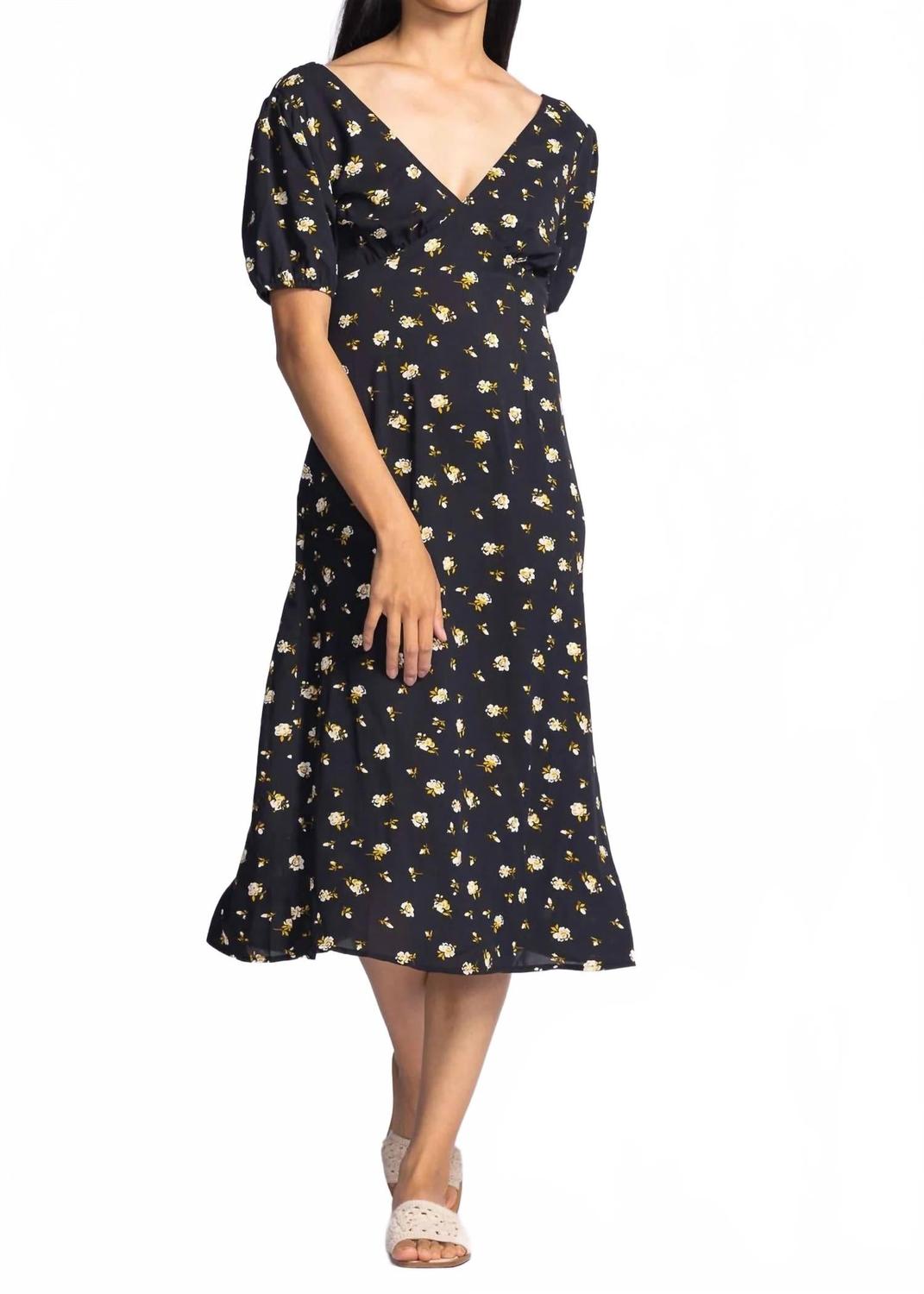 Платье Eileen в черном цвете PINK MARTINI
Платье Eileen в черном цвете PINK MARTINI