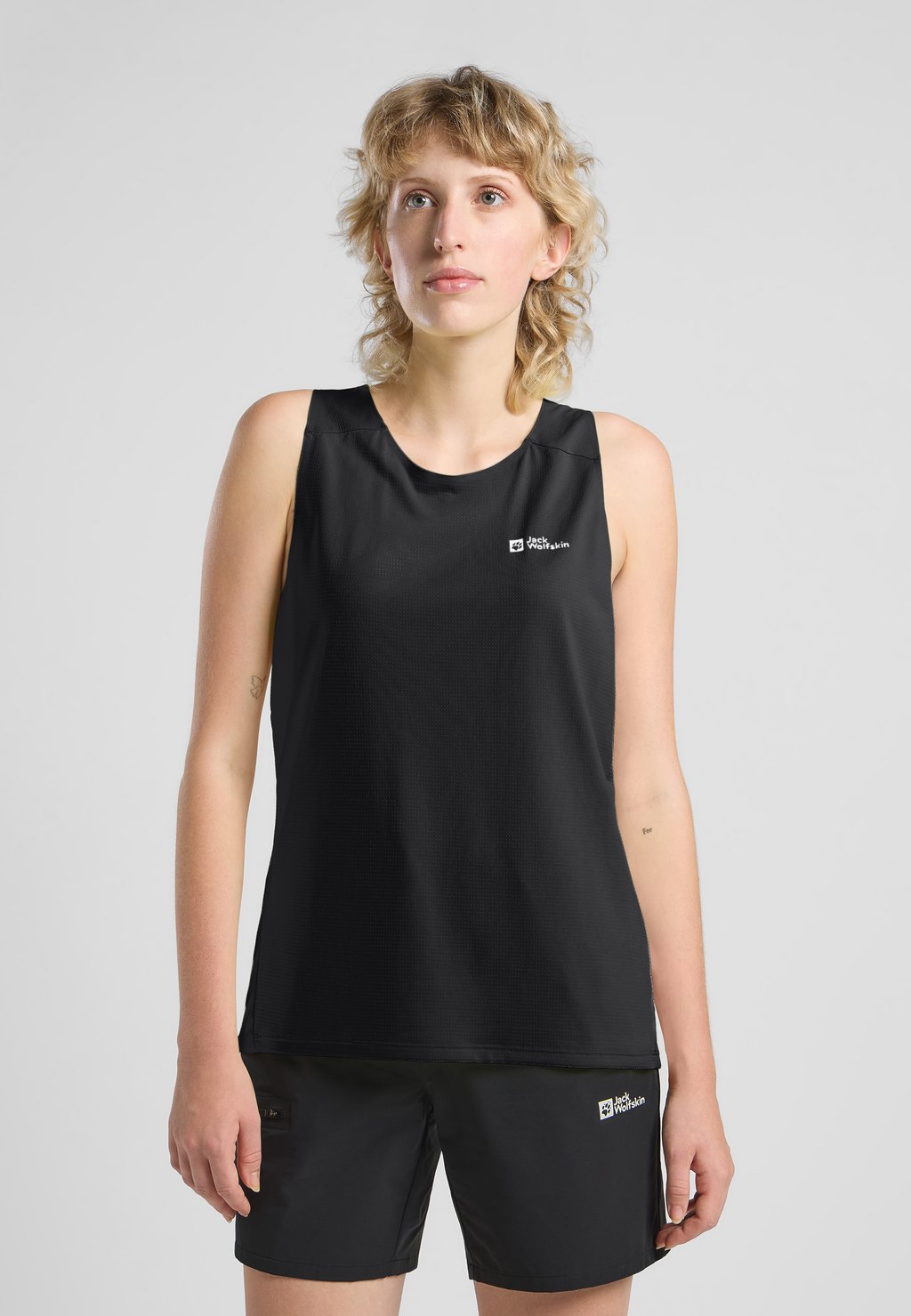 Топ PRELIGHT STRIDE TANK Jack Wolfskin, черный 
Топ PRELIGHT STRIDE TANK Jack Wolfskin, черный