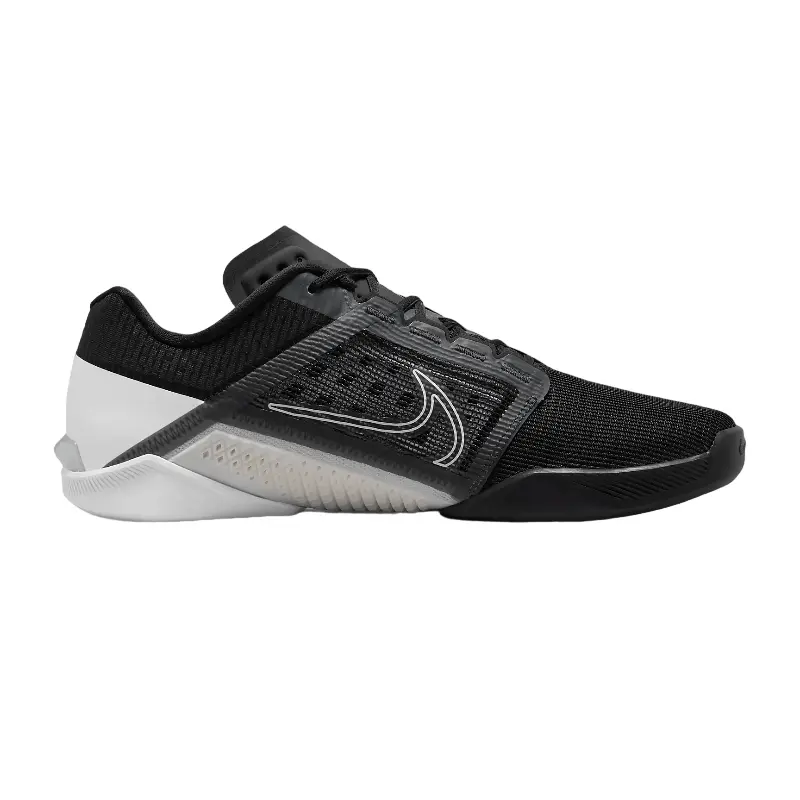 Кроссовки Nike Zoom Metcon Turbo 2, черный/белый
Кроссовки Nike Zoom Metcon Turbo 2, черный/белый