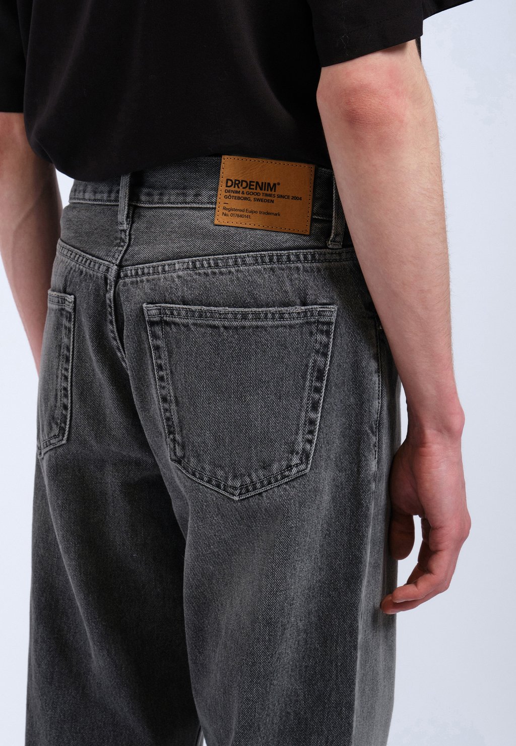 Джинсы свободного кроя Dr.Denim, серый
Джинсы свободного кроя Dr.Denim, серый