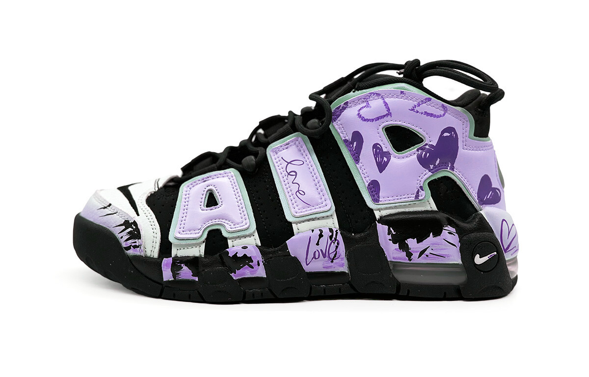 Баскетбольные кроссовки Air More Uptempo для детей, начальная школа Nike, фиолетовый
Баскетбольные кроссовки Air More Uptempo для детей, начальная школа Nike, фиолетовый