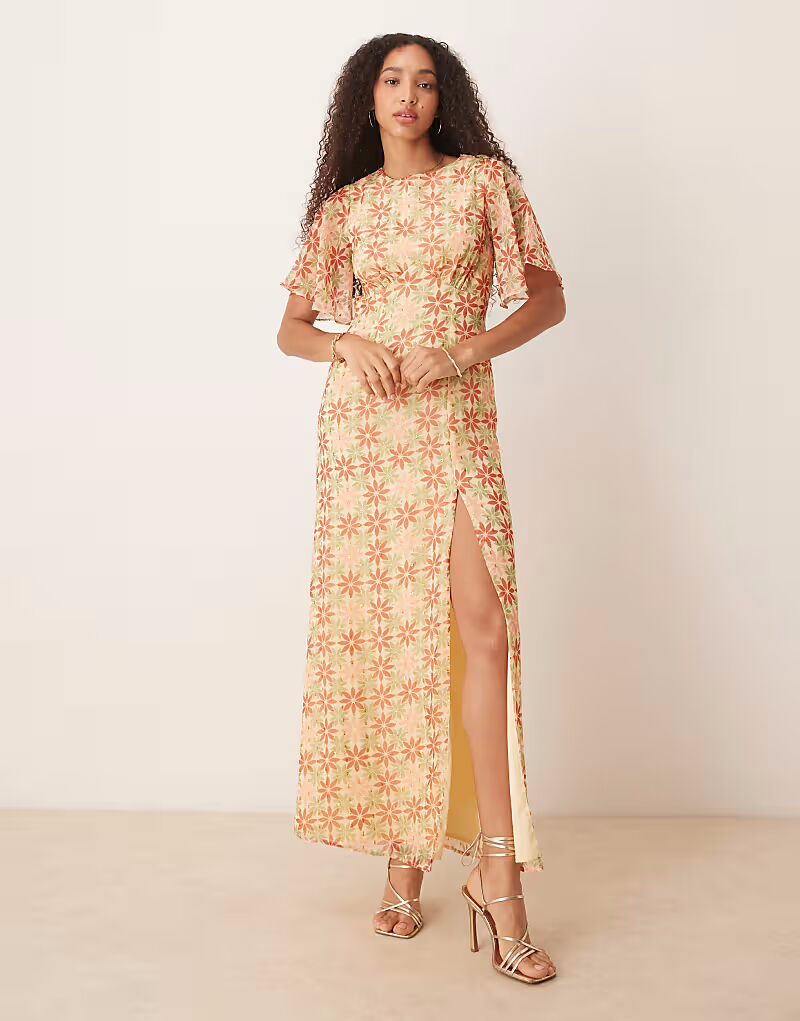 Платье макси с цветочным принтом и открытой спиной Anaya в разноцветном цвете
Платье макси с цветочным принтом и открытой спиной Anaya в разноцветном цвете