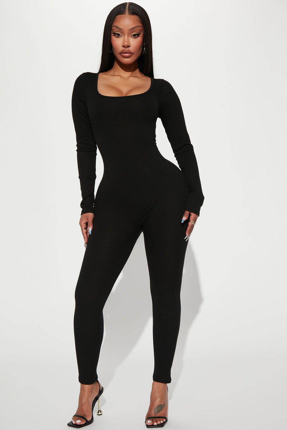 Комбинезон Fashion Nova HP18310, черный
Комбинезон Fashion Nova HP18310, черный