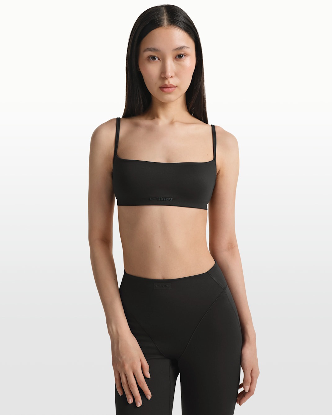 Топ Nike x SKIMS Matte Women's Thin-Strap Micro, черный
Топ Nike x SKIMS Matte Women's Thin-Strap Micro, черный