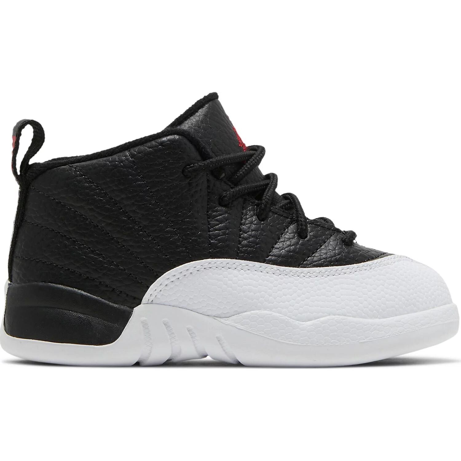 Кроссовки Nike Air Jordan 12 Retro TD Playoff 2022, черный/белый
Кроссовки Nike Air Jordan 12 Retro TD Playoff 2022, черный/белый