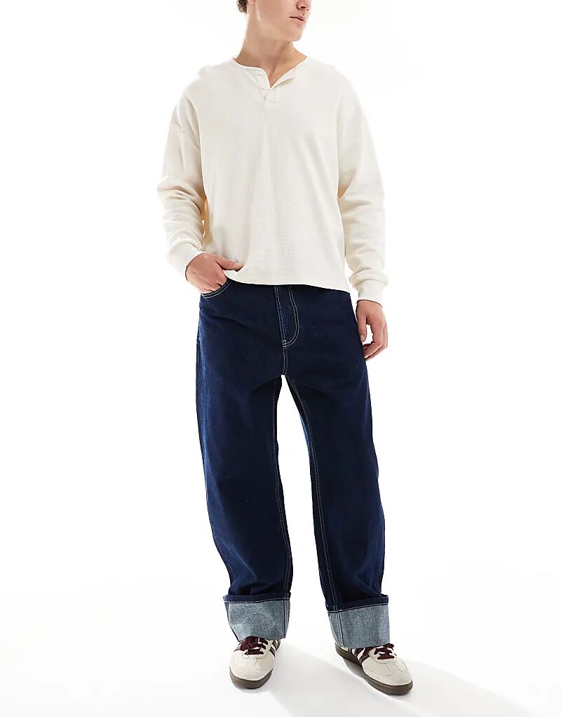 Подвернутые прямые джинсы цвета индиго Bershka
Подвернутые прямые джинсы цвета индиго Bershka