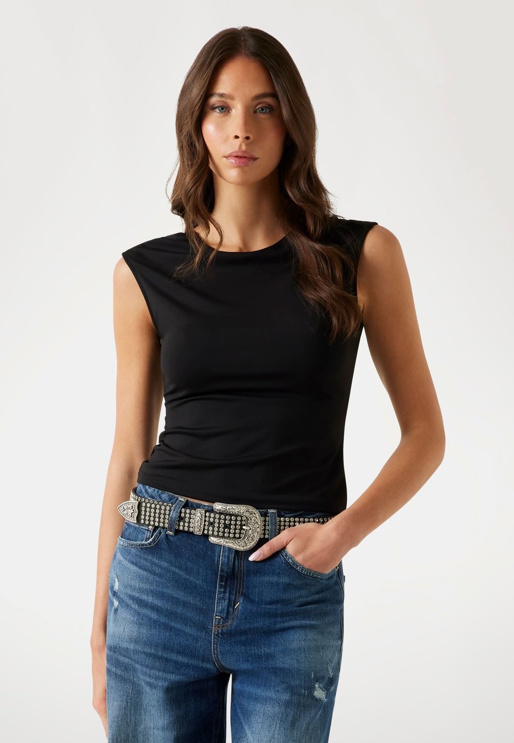 Топ Guess, черный
Топ Guess, черный