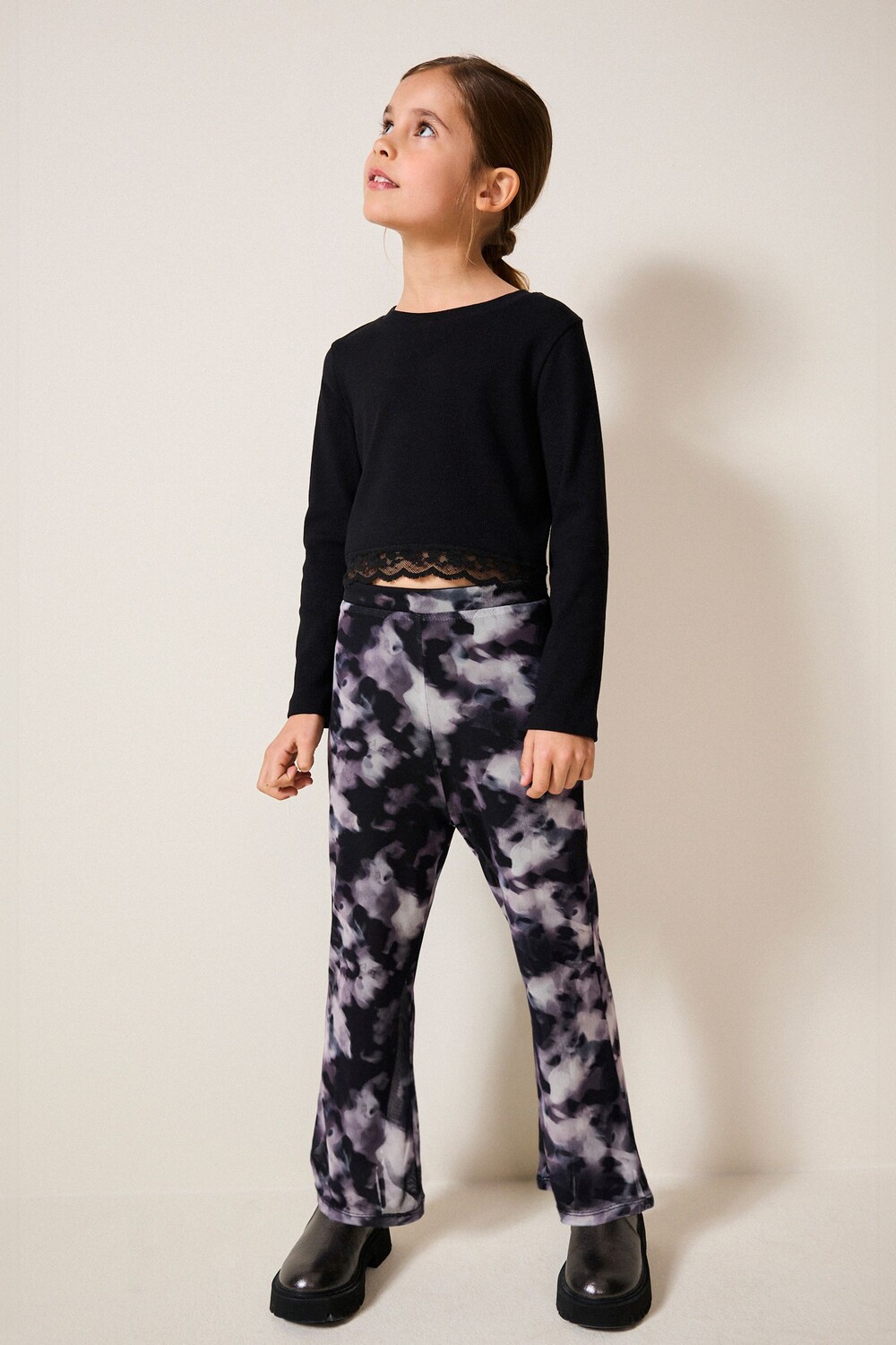 Леггинсы клеш из сетчатой ткани (3 16 лет) Next, черный
Леггинсы клеш из сетчатой ткани (3 16 лет) Next, черный