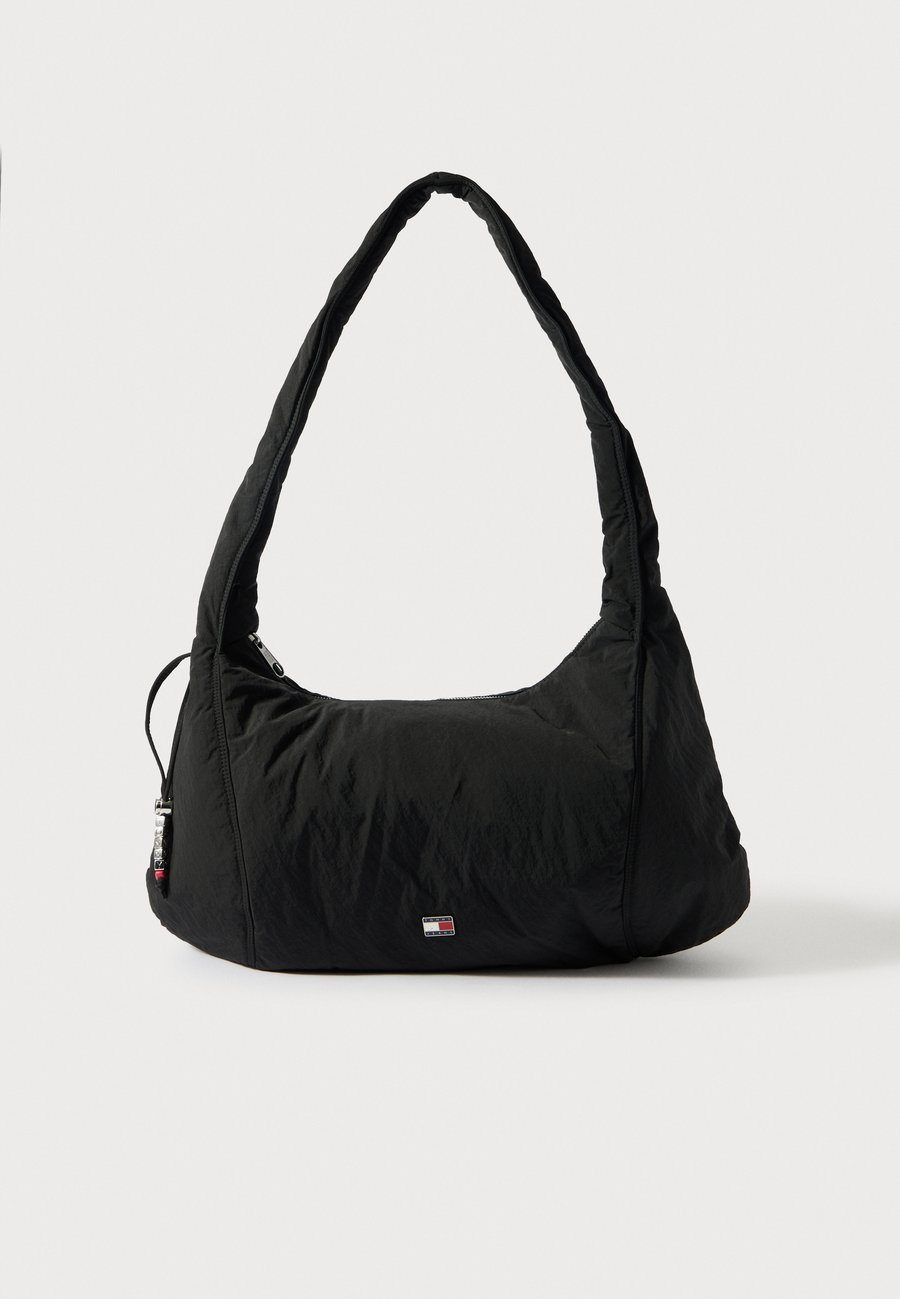 Сумка Tommy Jeans CASUAL LARGE CROSSBODY, Black
Сумка Tommy Jeans CASUAL LARGE CROSSBODY, Black