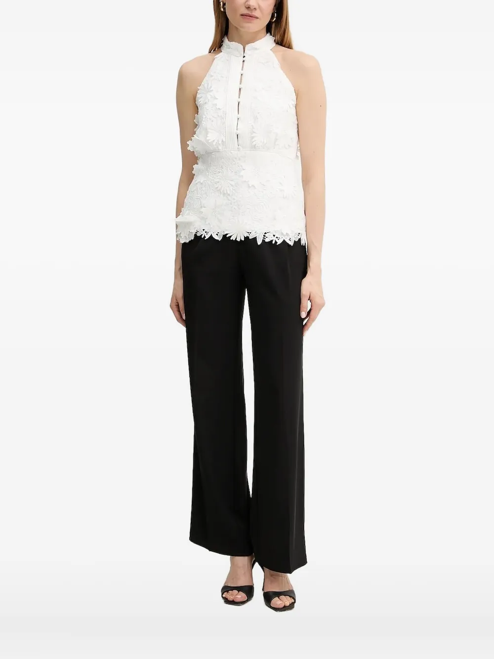 Кружевной топ с вырезом халтер Bardot, белый
Кружевной топ с вырезом халтер Bardot, белый