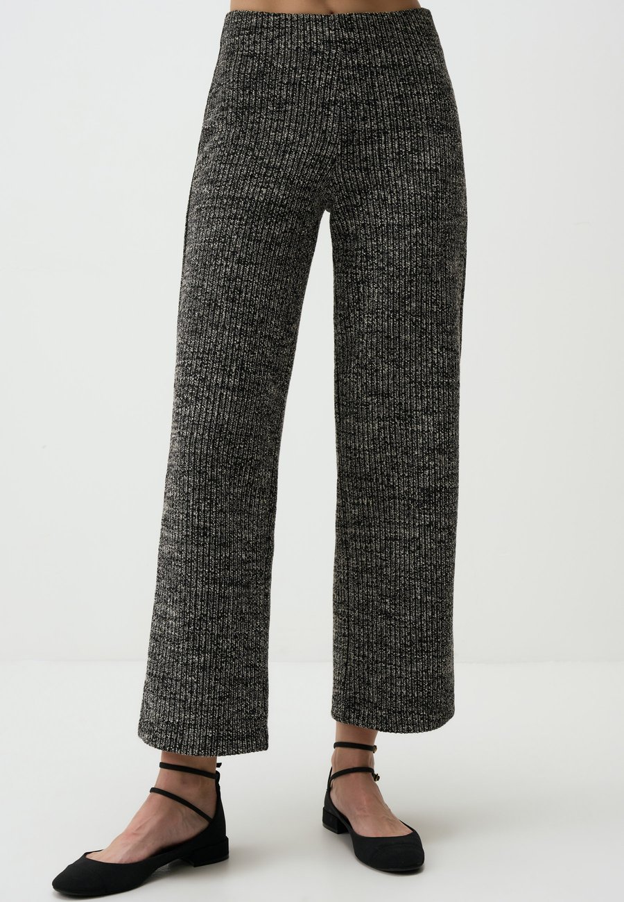 Брюки Jimmy Key COMFORT FIT TEXTURED WIDE LEG , Grey
Брюки Jimmy Key COMFORT FIT TEXTURED WIDE LEG , Grey