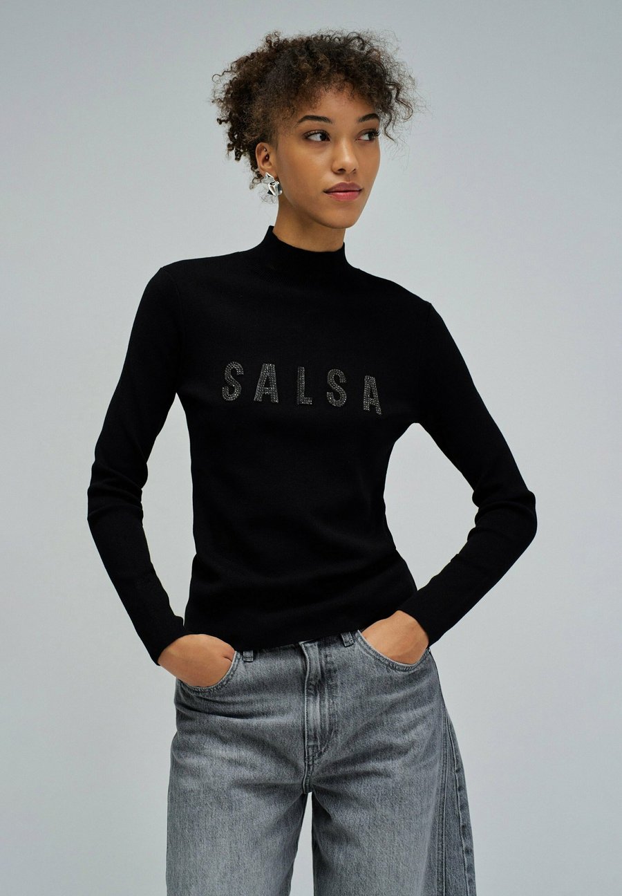 Джемпер Salsa Jeans SANTIAGO PULLOVER REGULAR, Schwarz/Black
Джемпер Salsa Jeans SANTIAGO PULLOVER REGULAR, Schwarz/Black