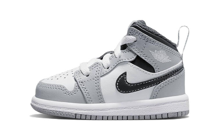 Кроссовки Jordan 1 Mid Light Smoke Grey 2022 TD
Кроссовки Jordan 1 Mid Light Smoke Grey 2022 TD